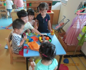 back-to-school-ece-playing